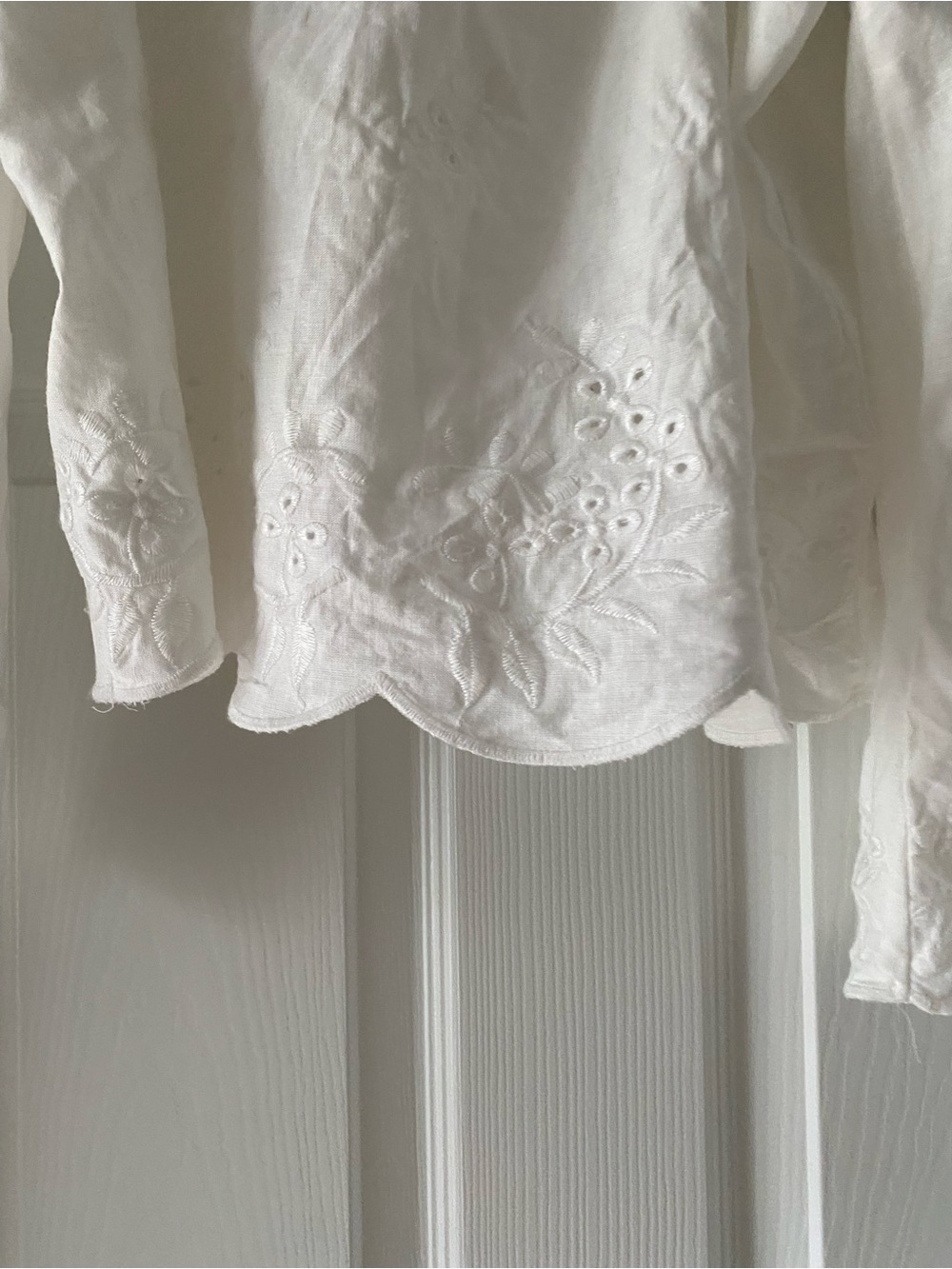 Christian Siriano White Embroidered Blouse Tie Front Sz S Romantic Linen Boho - Picture 5 of 8